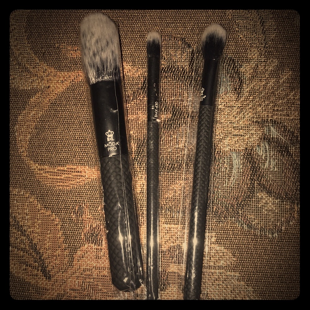 Make up brushes